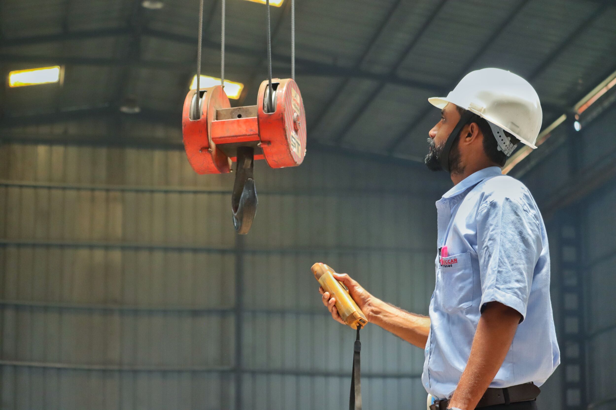 how-to-maintain-your-crane-for-long-lasting-performance-and-safety--a-guide-by-deccan-crane-hubli-india-thumbnail